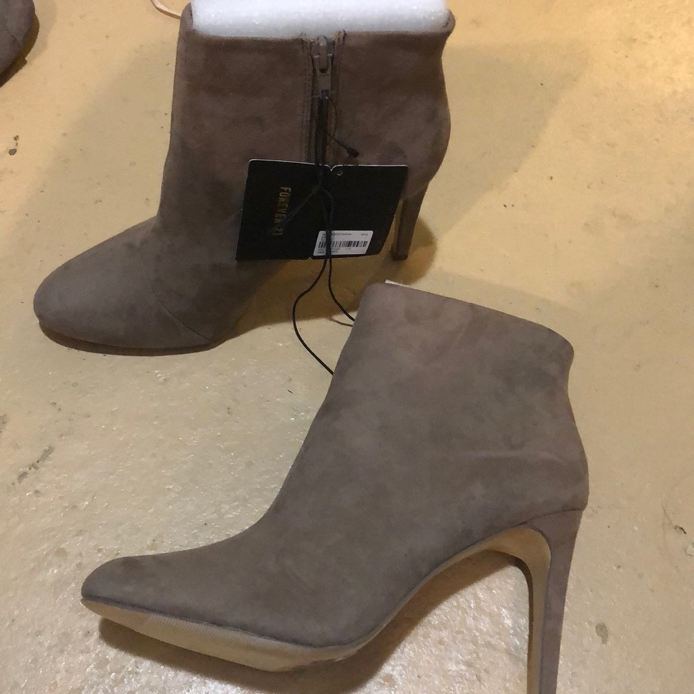 BRAND NEW heeled booties!
